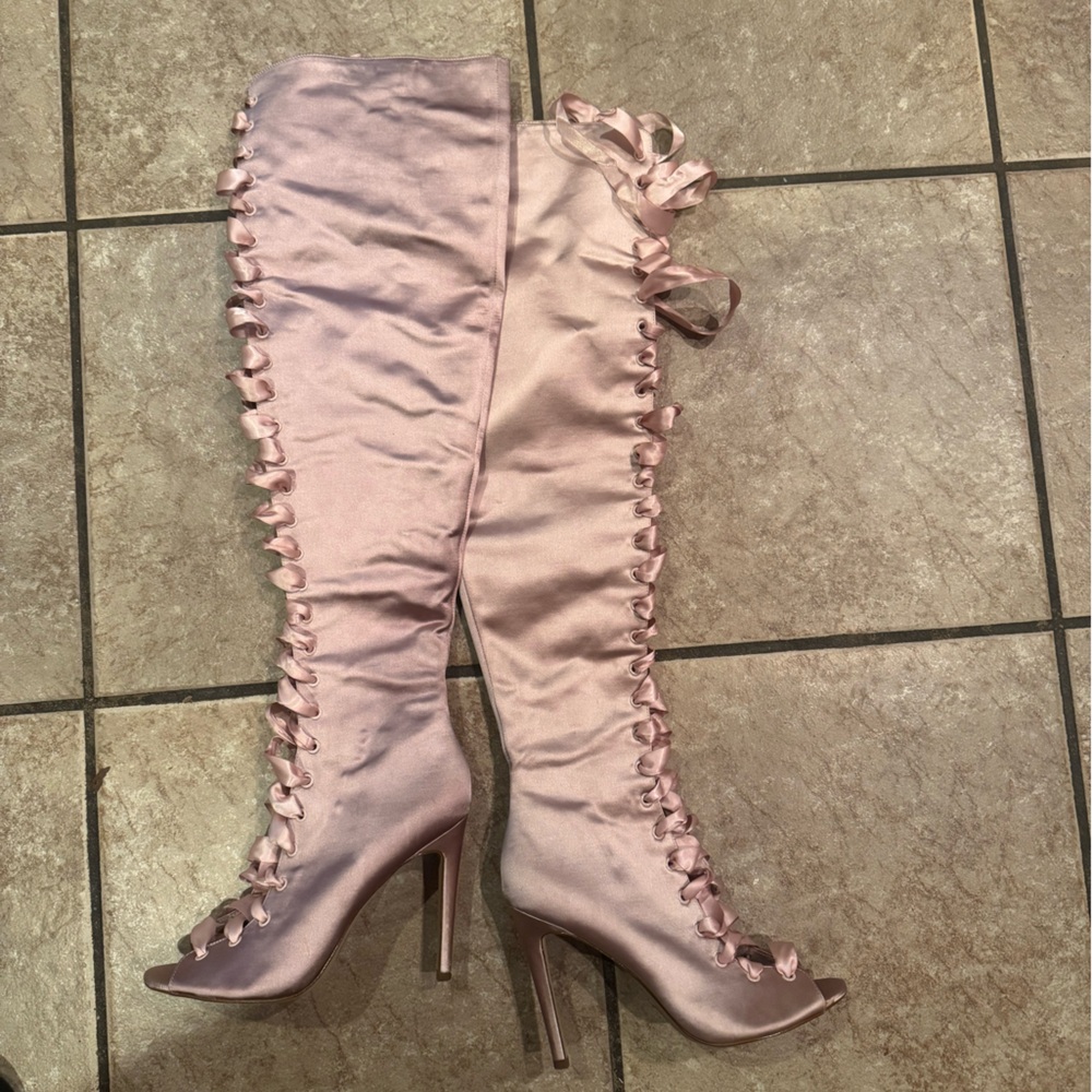Elegant Pink Satin Lace-Up Knee-High Boots size 8 by Aldo - Picture 15 of 16
